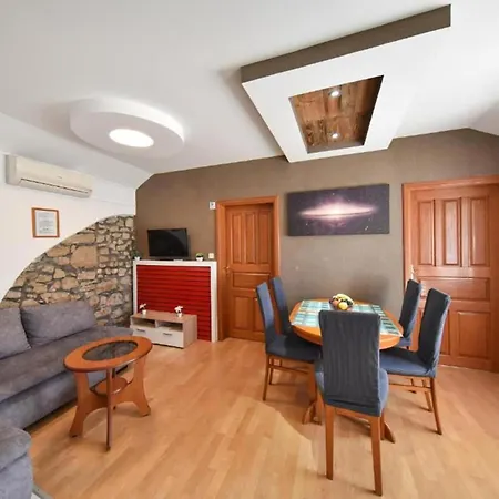 Sunset - Ground Floor 1 פריבלאקה